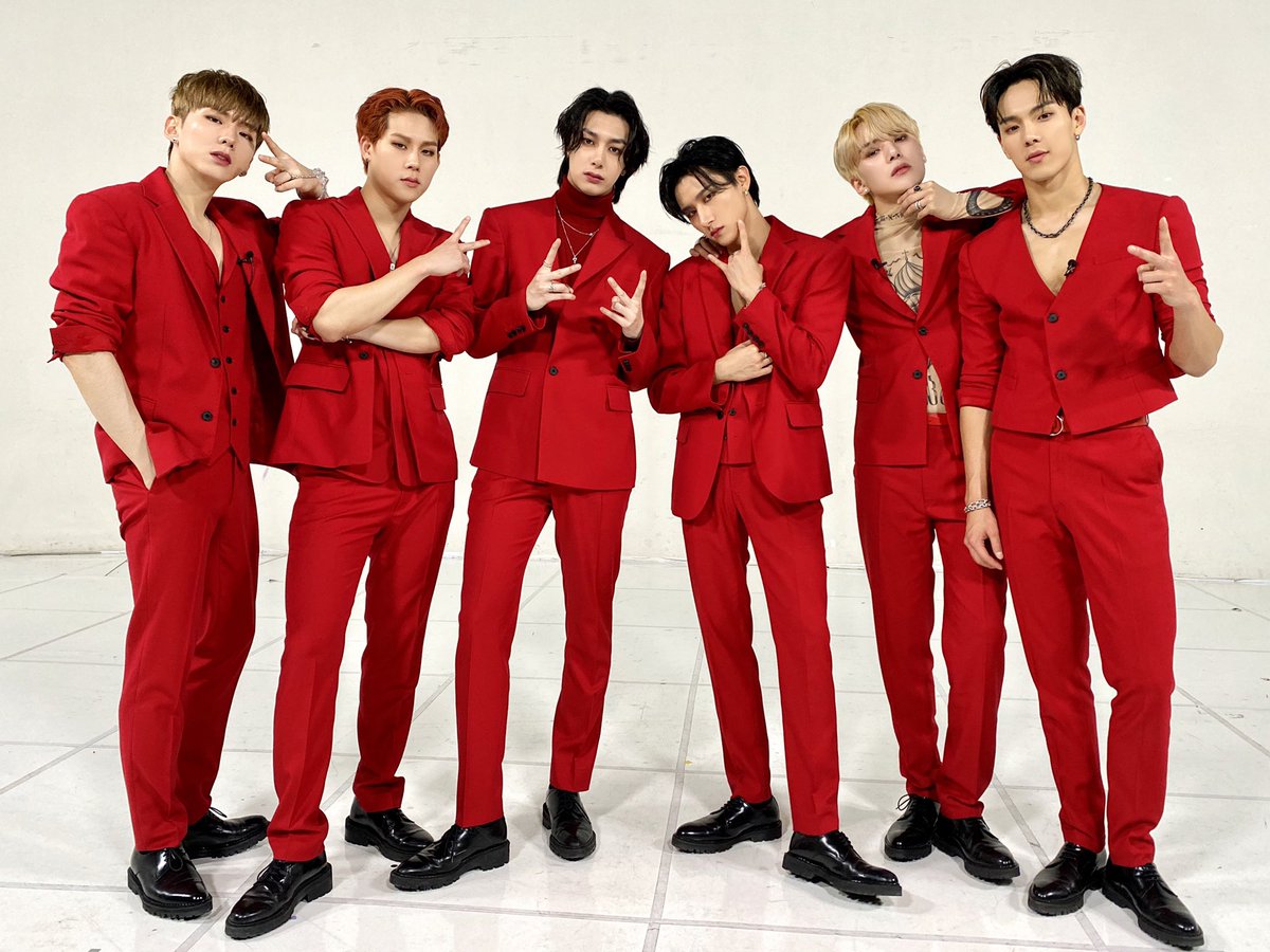 OfficialMONSTAX's tweet photo. 📸
201105 #몬스타엑스
https://t.co/J9PbD93eUD #엠카운트다운 
#LoveKilla #BEASTMODE 완료

'#몬베베'의 함성소리 덕분에
더욱더 힘이 났던 첫번째 컴백무대💘
오늘부터 시작되는 활동! 
함께 열심히 달려요✌🏻

#MONSTAX #MONSTA_X
#MONSTAX_LoveKilla
#몬스타엑스_러브킬라 https://t.co/miE9eA3Sad