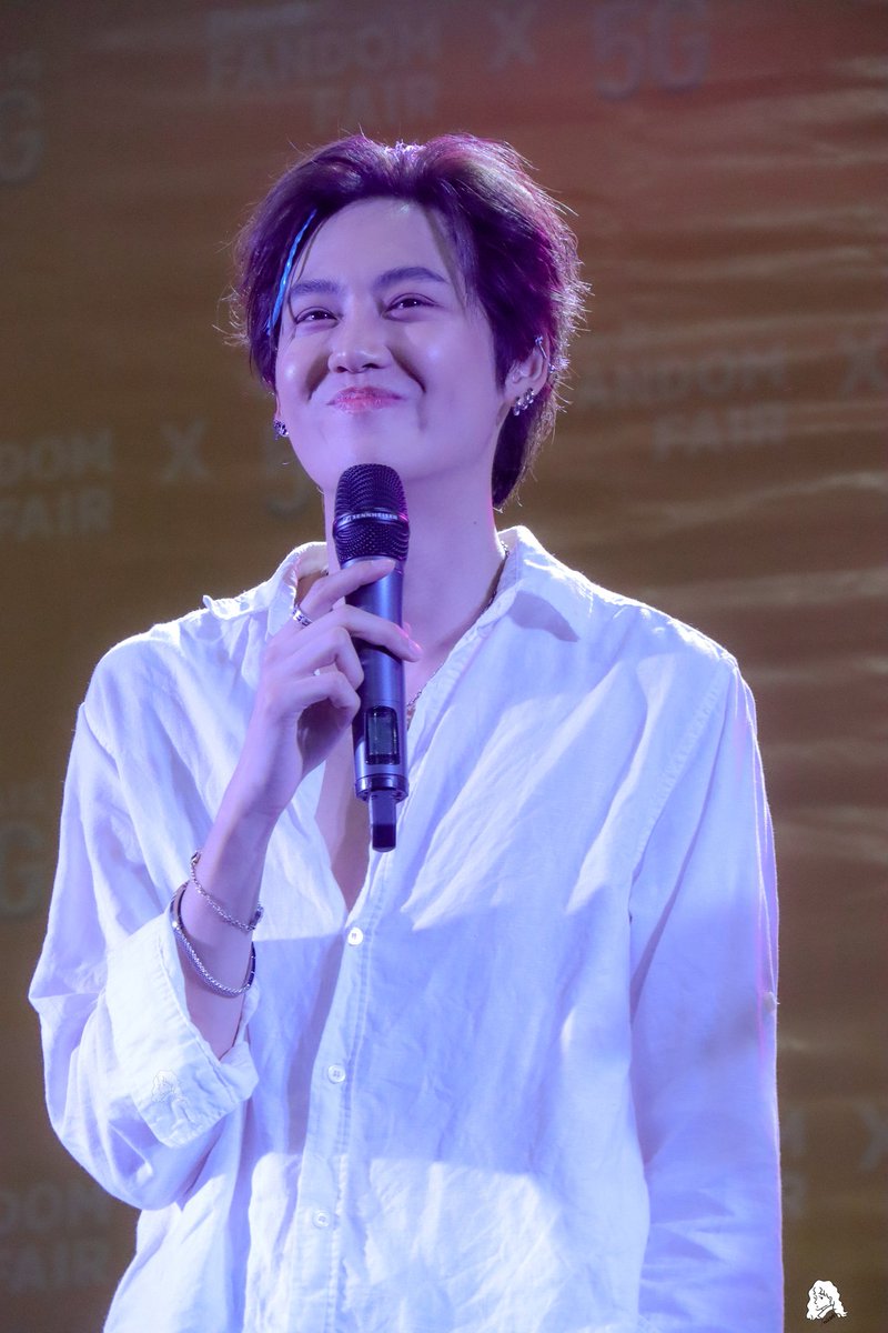 lovedankanh's tweet photo. ไอ้ต้าวแก้มป่องของ #กองกําลังบุ๋นเปรม อมน้อลเปรมไว้หยอ คายน้องออกมา คายน้องออกม๊าาาาฮ่าๆๆ😝😜🤣
#เด็กดีTalkWithบุ๋น #DekDFandomFair #bb0un #บุ๋นเปรม #prem_space https://t.co/azWiwu9vwc