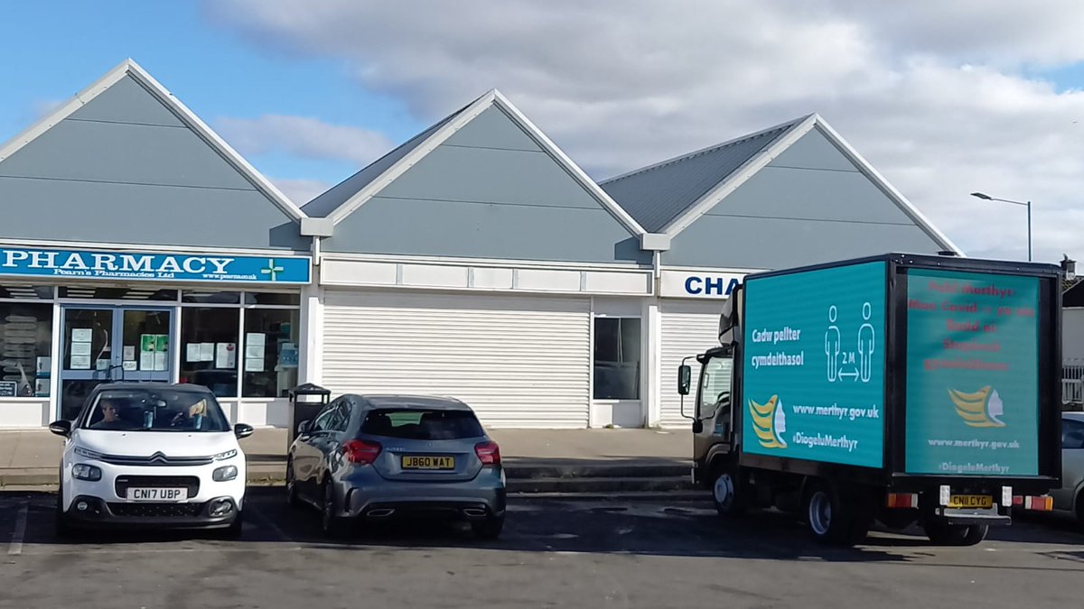 istadia's tweet image. Early start for the team on a fresh morning in @MerthyrCBC with outdoor trailer screens &amp;amp; one of our digivans providing powerful impact #COVID19 messaging.  #StaySafe #mobileled #mobilemessaging #ledscreens