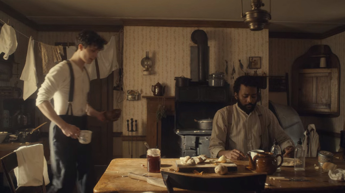 Mary is gone. The porridge is back for good. Taking care of Dellie, cooking, comforting Bash... boyhood is definitely over... #renewannewithane