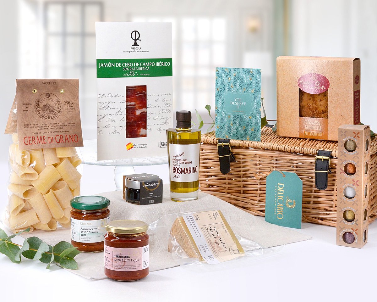 delicariofood's tweet photo. Delicario Taster #Hamper is a #Christmas #feast for #foodlovers of #artisan #tapas including #cheese and #iberianham from #Spain and #pasta from #Italy. https://t.co/DmomHnm2e7