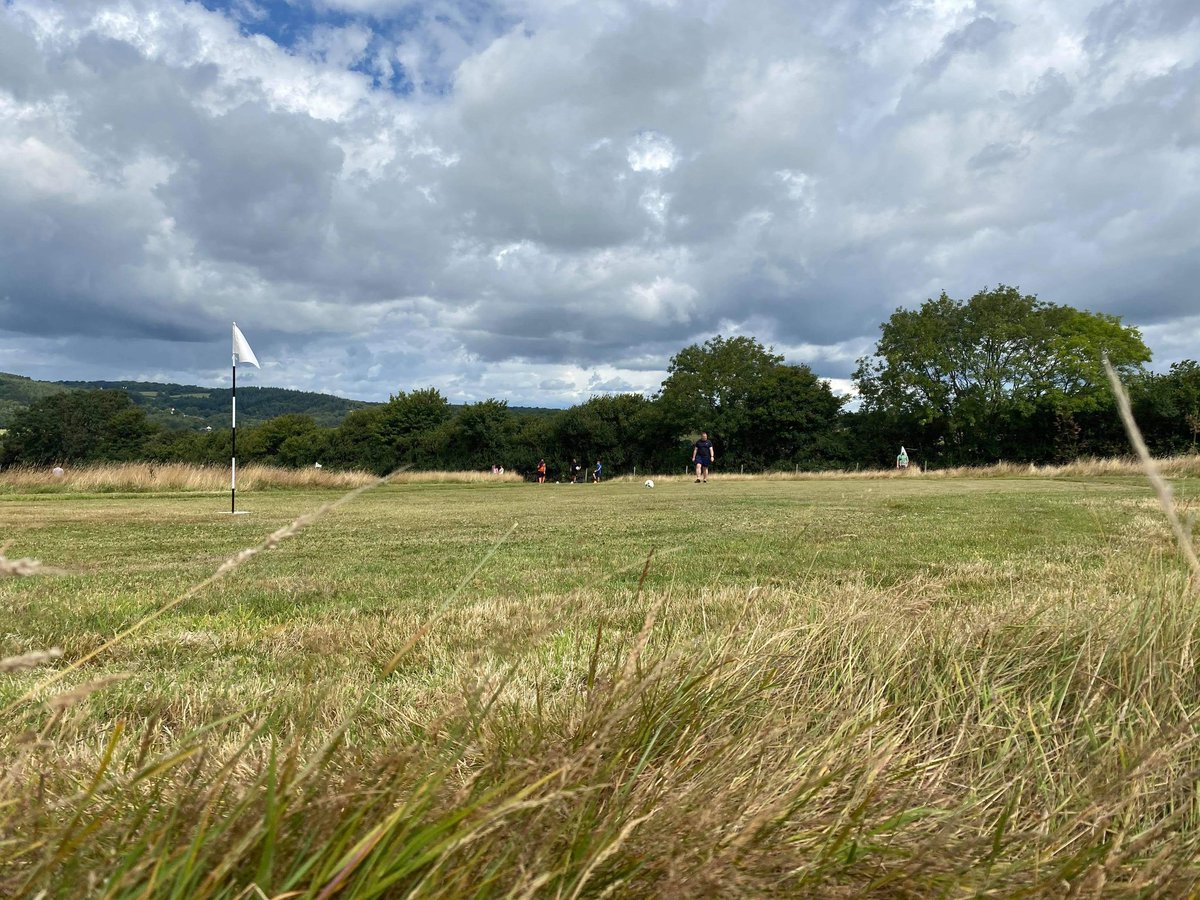 SWFootGolfTour's tweet image. Unfortunately golf courses around the South West are now closed, so we want to take this opportunity to thank those who helped us complete the 2020 tour..

@SWFootGolf 👏
@BoveyGolf 👏
@JurassicFG 👏
@Goal_in_one 👏
@Football_Golf 👏