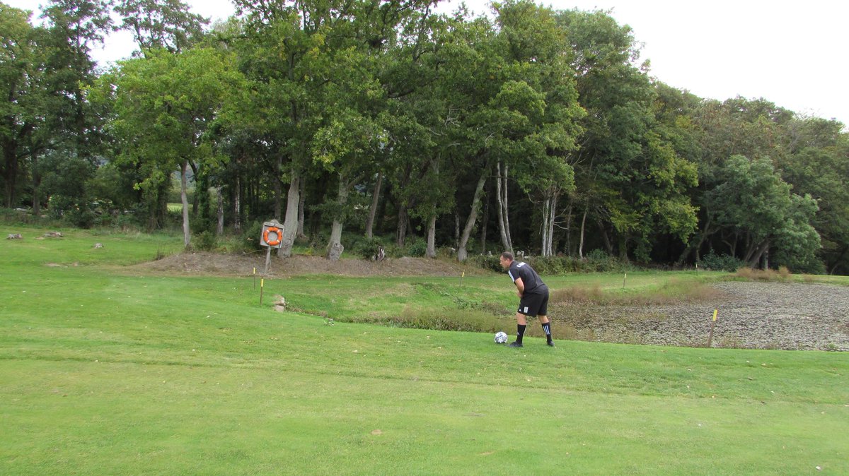 SWFootGolfTour's tweet image. Unfortunately golf courses around the South West are now closed, so we want to take this opportunity to thank those who helped us complete the 2020 tour..

@SWFootGolf 👏
@BoveyGolf 👏
@JurassicFG 👏
@Goal_in_one 👏
@Football_Golf 👏