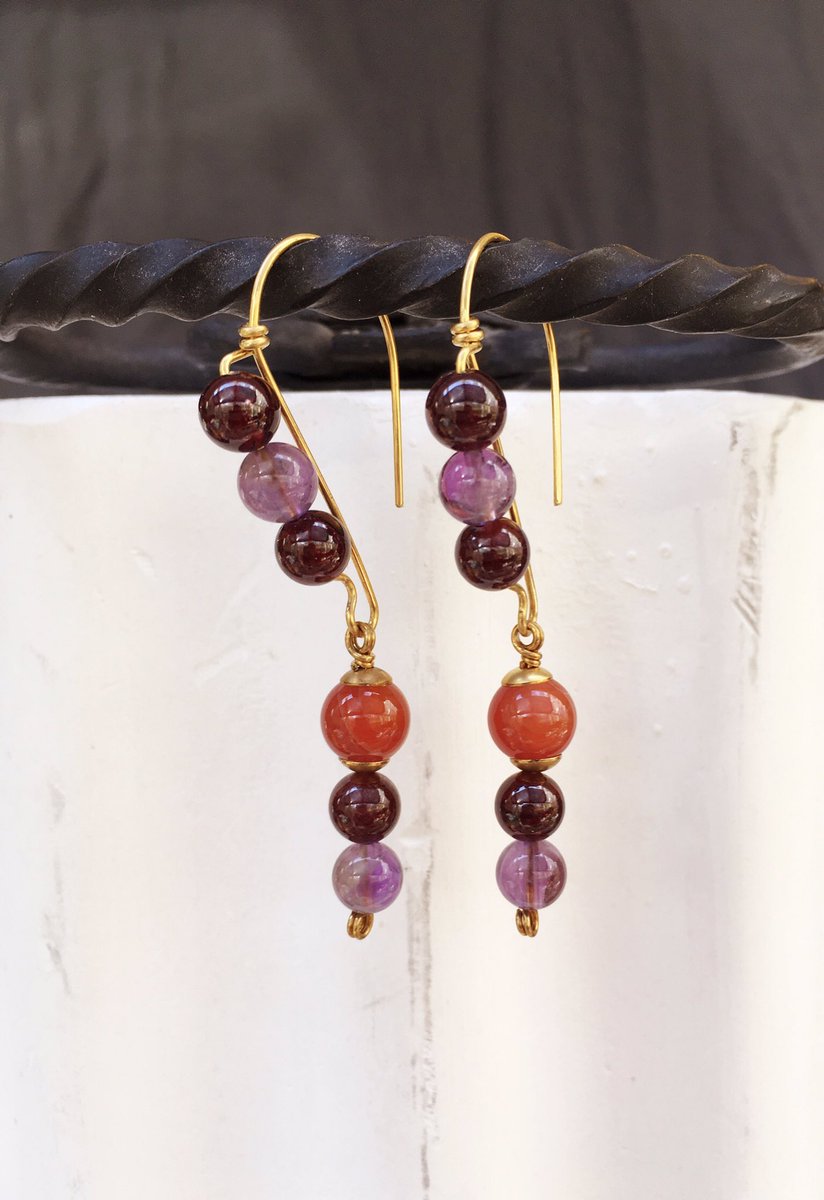 eleccdesigns's tweet photo. I am proud to present:
Reproductions of particularly odd styles of ancient Roman earrings! #OddRomanEarrings #ElegantlyEccentricDesigns #AvailableNow https://t.co/xl9SblgOBO