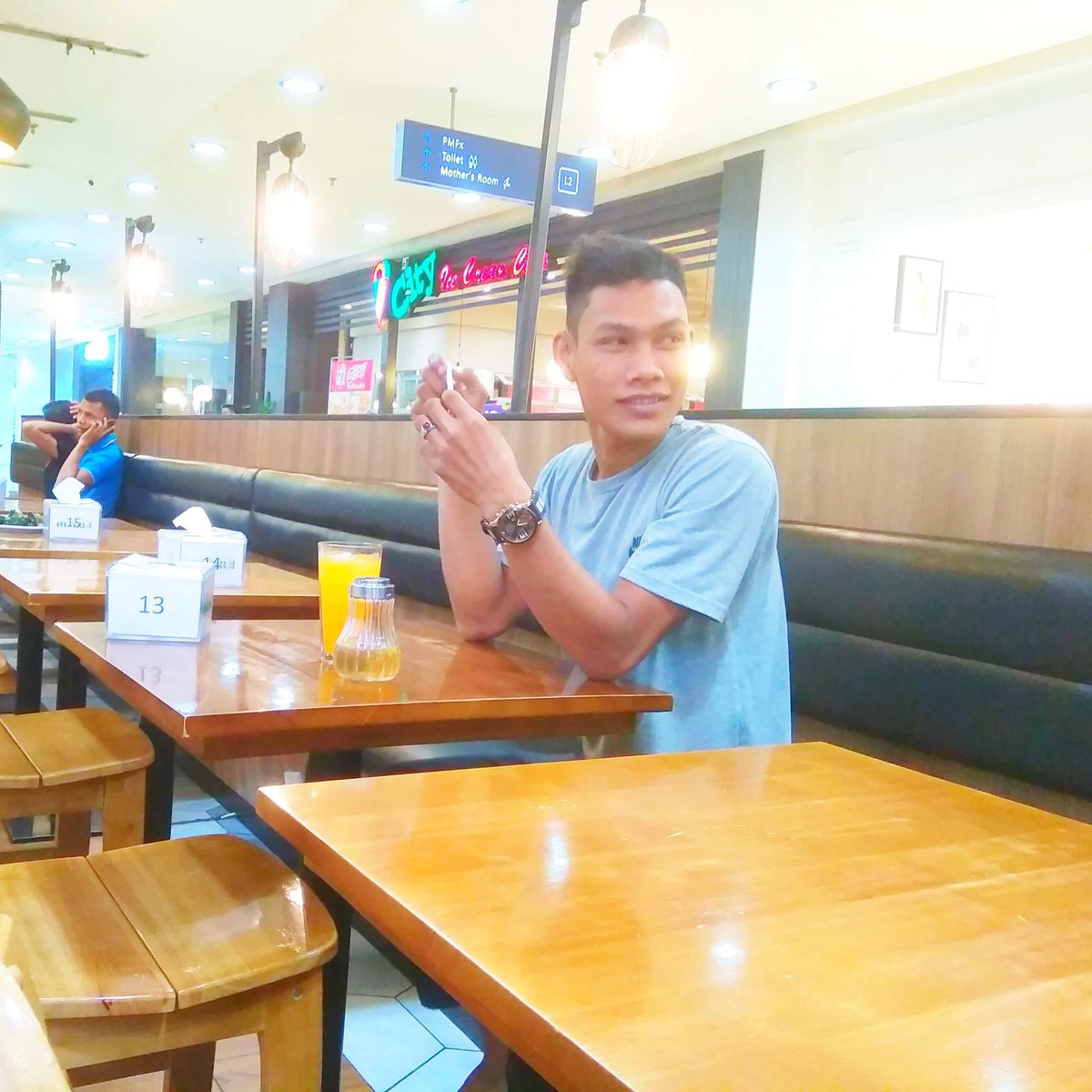 serdaribut's tweet photo. #FotoProfilBaru https://t.co/gxHObzjwce