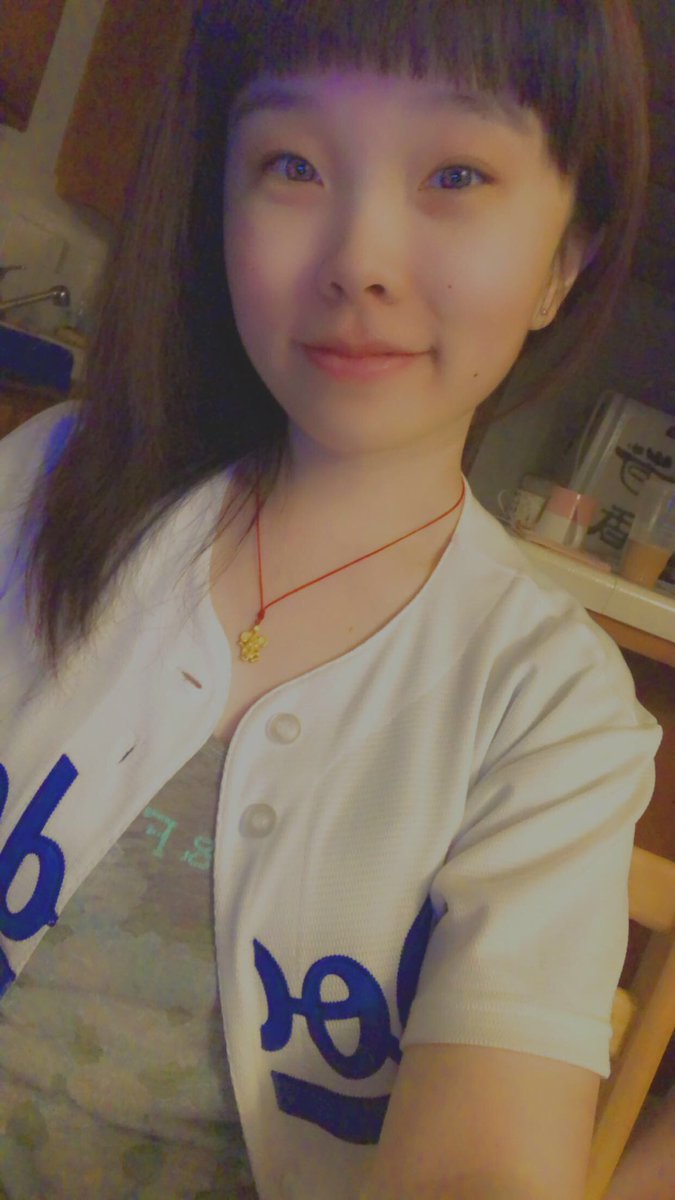 CindyMediaGeek's tweet photo. 24! 💜🥳 https://t.co/wEvwL0jgCr