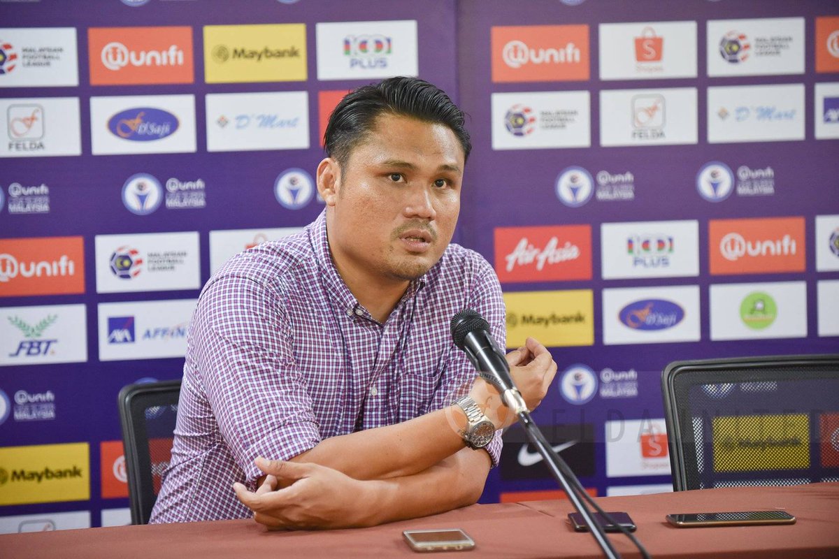 Coach  @nidzamjamil menyatakan: “Dari awal saya menyaksikan Bulot, saya telah tertarik dengan teknik beliau. Sebagai Coach, saya sendiri banyak belajar daripada beliau. Tambahan pula, Bulot seorang yg merendah diri. Sikap begini amat penting bagi mewujudkan team chemistry yg baik.