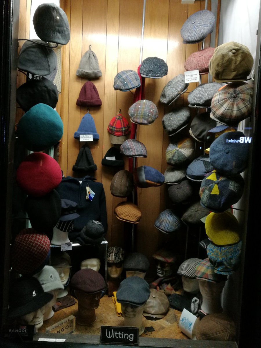 witting_nu's tweet photo. #Pettenwinkel
#Hoedenwinlkel H.Witting &amp; Zn 1876 @witting_nu 
#ooterstraat #groningen 
#pet #petten #flatcap #bakerboy #newspaperboy #PeakyBlinders #fishermancap #schipperspet #muts 
#kangol #stetson #witting #wol #cashmere #cap #caps 
#truckercap 
https://t.co/vwTNCACUMY https://t.co/sXiD4RLAXA
