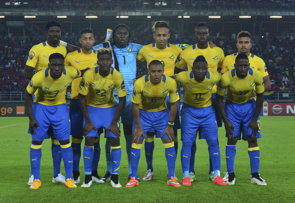 “Pasukan Gabon kini adalah antara yg terbaik di Afrika, tidak seperti 10 tahun dahulu. Majoriti pemain2 Gabon kini beraksi di kelab2 utama Eropah. Rakyat menaruh harapan yg tinggi & pasukan ini perlu menggalas amanah tersebut dgn baik demi menaikkan lagi imej Gabon di mata dunia.
