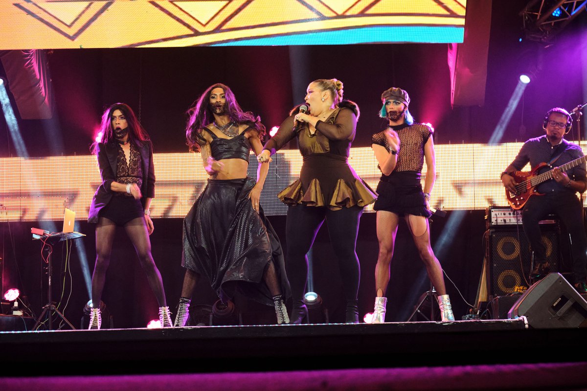 Multi-award winner <a href="/lizeehlers/">Lize Ehlers</a> preformed a medley of her hits during the NAMAs finale! #NAMA2020