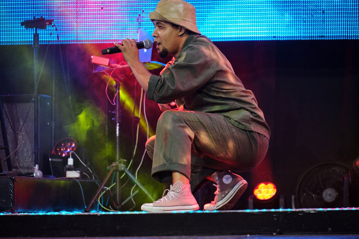 Best Hip-Hop award winner <a href="/CassidyKaron/">KRAGBOXMAFIA</a> with 'Awe' #NAMA2020