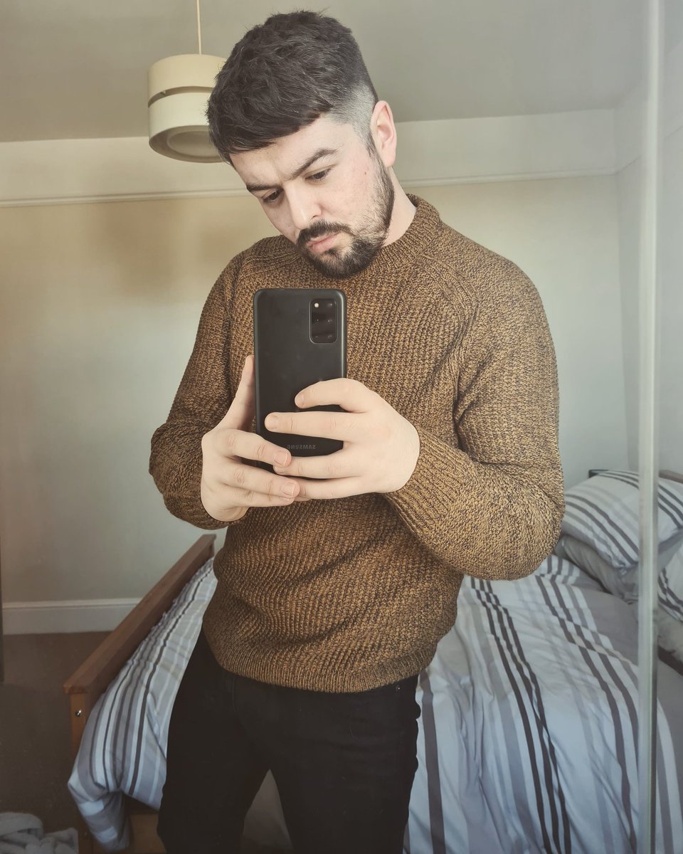 MATTYJ4NDRO's tweet photo. Thought I'd try hair that was a quiff today 🤷 https://t.co/NPdE6BYBNz