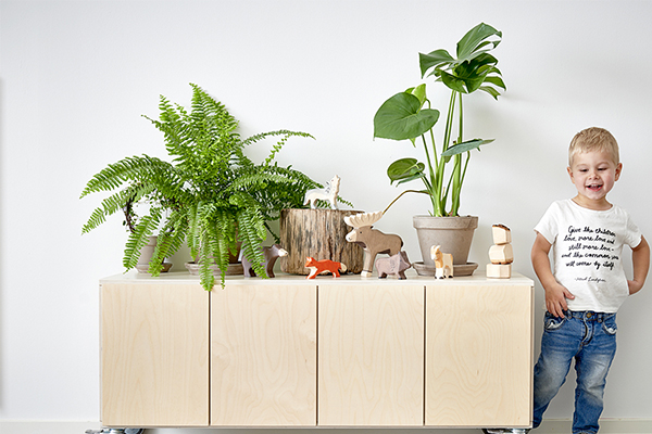 Meillä iloitaan😃, koska #greendeal auttaa #varhaiskasvatusta ottamaan harppauksen kohti kemikaalit minimoivia kasvuympäristöjä. Hieno asia 👏<a href="/helsinki/">Helsingin kaupunki</a> <a href="/VantaanKaupunki/">Vantaan kaupunki</a> <a href="/Tamperekaupunki/">Tampereen kaupunki</a> <a href="/STM_Uutiset/">Sosiaali- ja terveysministeriö</a> <a href="/yministerio/">Ympäristöministeriö</a> <a href="/monetraoy/">Monetra</a>  <a href="/Tuomilog/">Tuomi</a>! lekolar.fi/lekolar/uutisi…
#turvallisuus