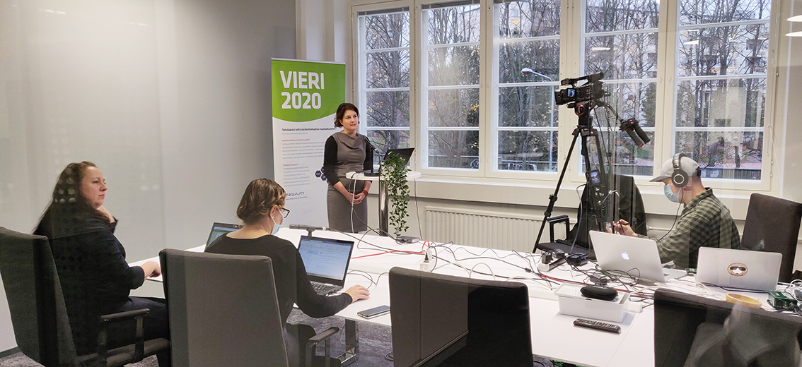 Vita Laboratorioiden sairaalakemisti Mia Sneck kertoo vieritestisuosituksen päivityksistä. #vieritutkimuspäivät #vieritutkimus #pikatestit Lisää vieritestisuosituksesta: labquality.fi/vieritestisuos…