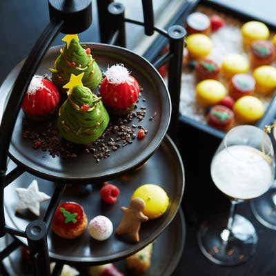 佐々木優弥 Star Resort على تويتر クリスマスのアフタヌーンティーが可愛いホテルを置いておきますね アマン東京 シャングリラホテル東京 インターコンチネンタルホテル東京 ペニンシュラ東京