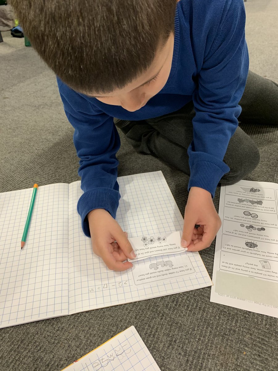 InshesP4's tweet photo. Sticky label word problems in p4 today!#numeracy #problemsolving #engaged https://t.co/6CuWvODqrL