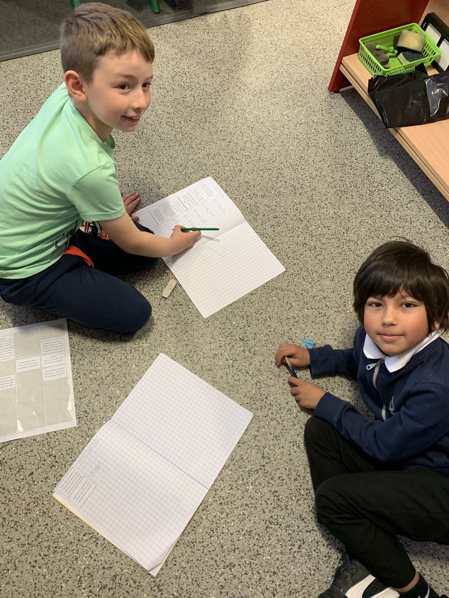 InshesP4's tweet photo. Sticky label word problems in p4 today!#numeracy #problemsolving #engaged https://t.co/6CuWvODqrL