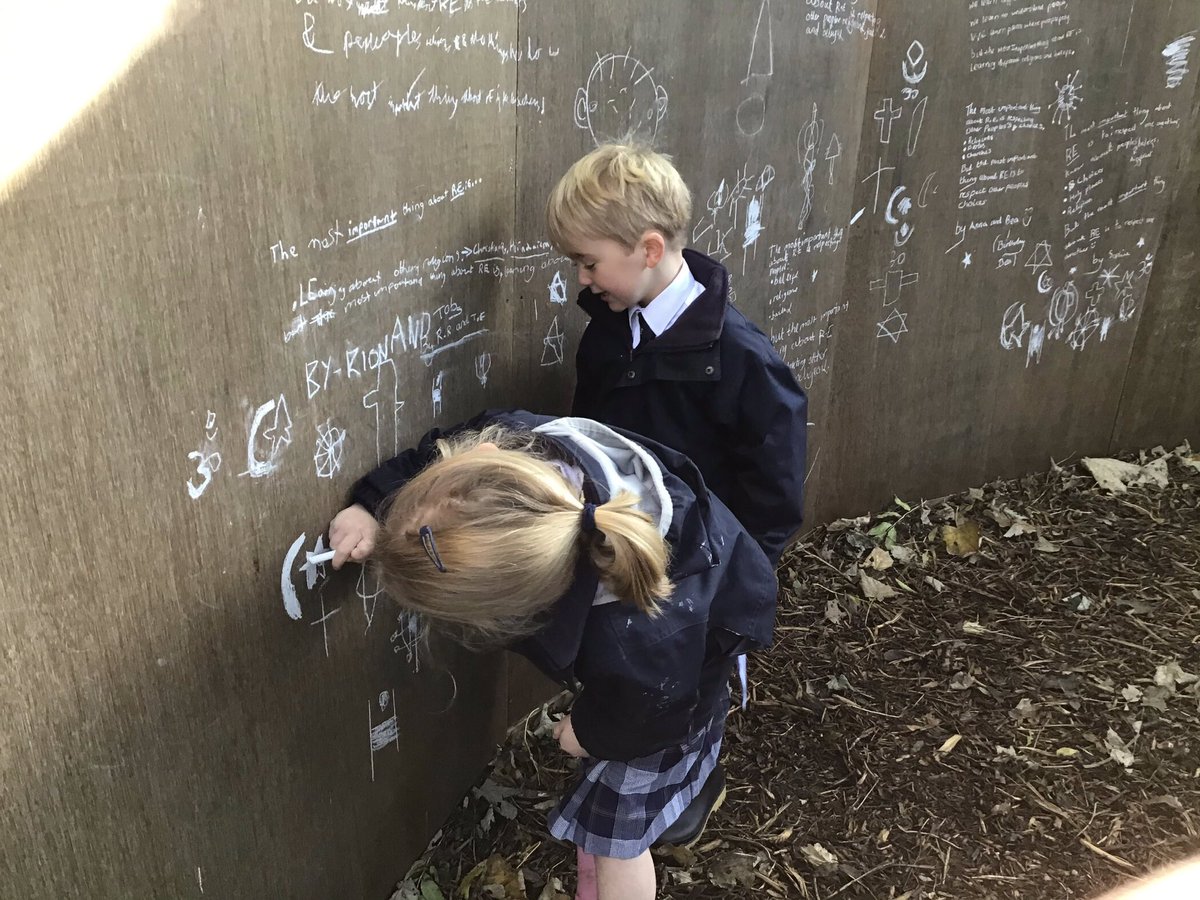LaxtonJunior's tweet photo. Our woodland garden art wall is filling up! #LJSYearOne have been busy adding #symbolsoffaith and #LJSYearThree carefully drew #placesofworship. We are so excited to celebrate our multi-faith school #community ahead of #InterFaithWeek next week! @IFWeek #MutualRespect #WeAreLJS https://t.co/RYnTjRWPQ4