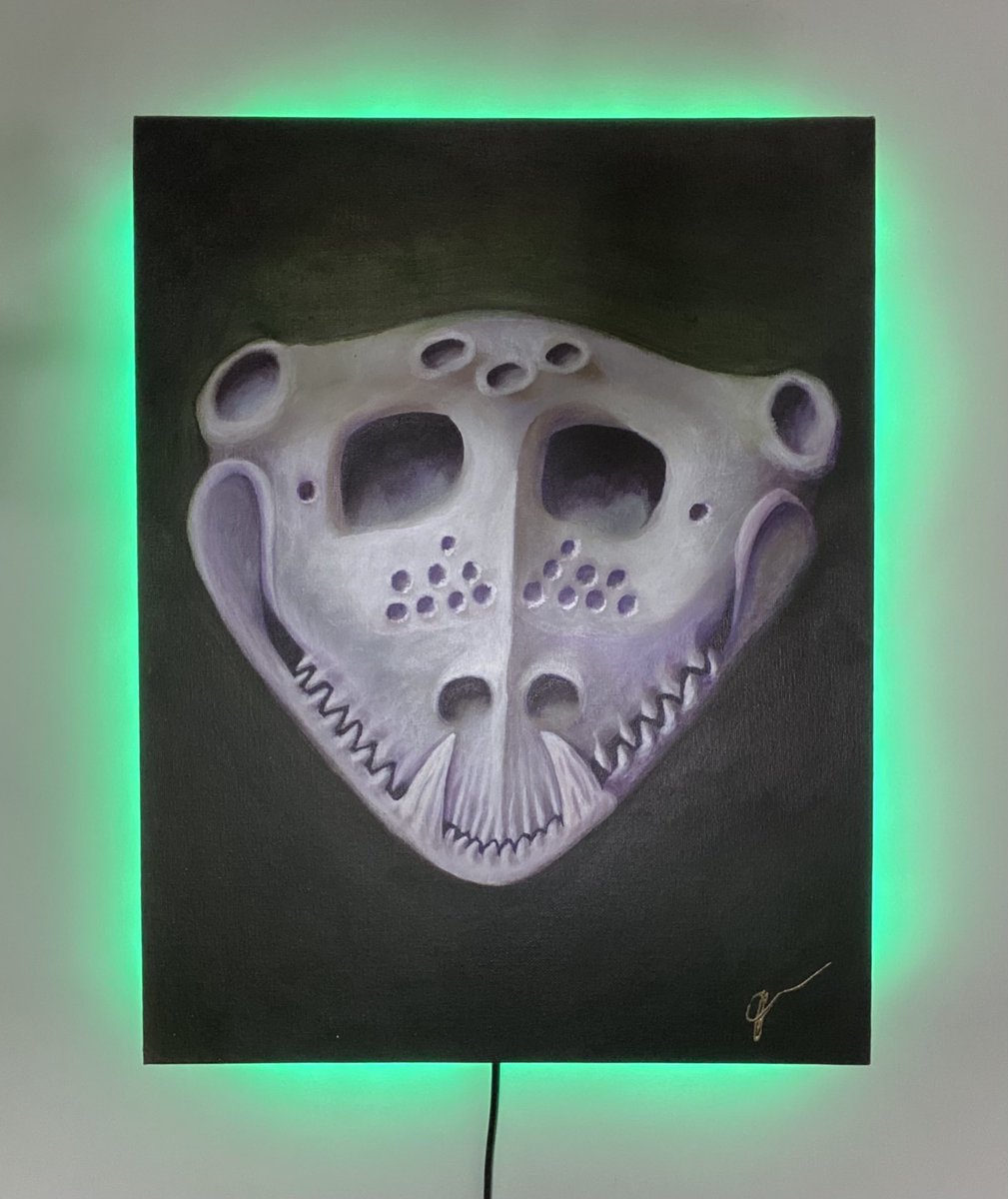 ana333art's tweet image. Whatever they are, I’m pretty sure you’ll kill ‘em just for being different. #alienskulls #scifiart #lightframes