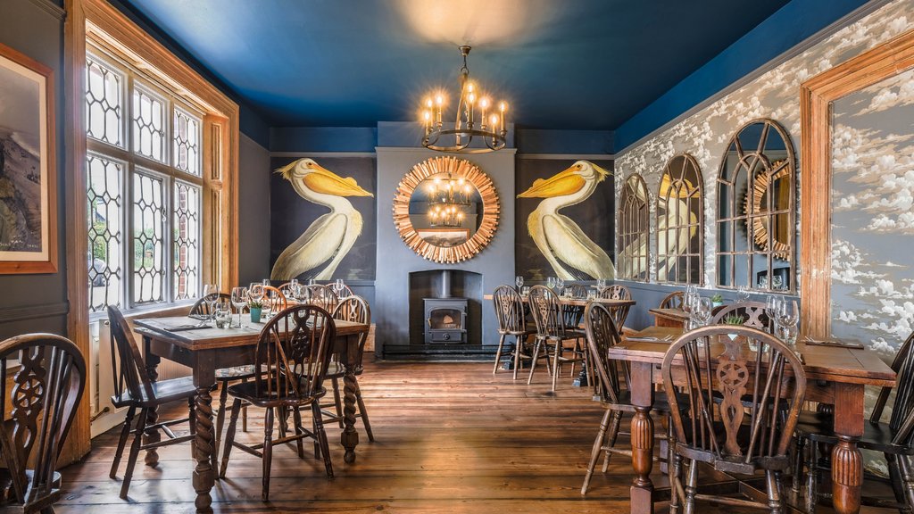 SUFFOLK SAFARI // We're delighted to be involved in the fantastic @geewizzcharity #EdSheeranMadeInSuffolk Legacy Auction and to have donated a bespoke stay across four of our Suffolk inns. To bid to win and donate to this wonderful cause, click here: buff.ly/3mYFAGn