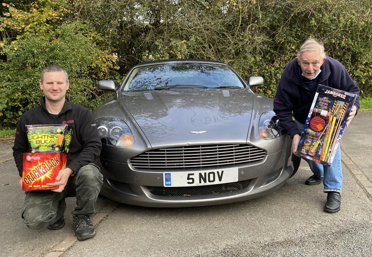 5NovDotCom's tweet photo. ITS BONFIRE NIGHT 🥳💥!

Just to let you know we are here for click and collect services, if you have any questions or difficulties ordering please give us a call on 0800 511 511. https://t.co/ZYABxaCdwX