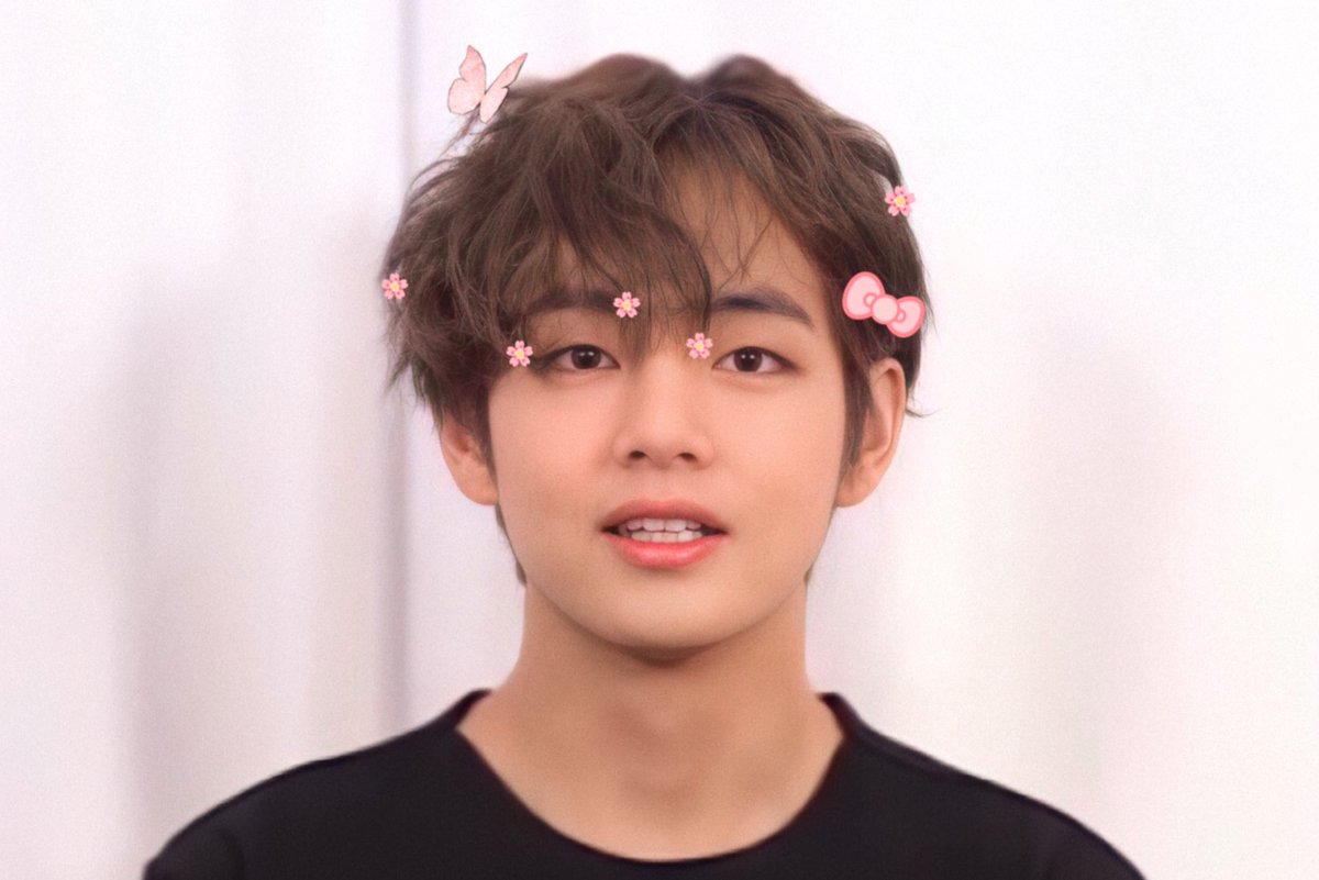 logn100462's tweet photo. สู้ๆค้าบ นุแตแตเป็นกำลังจายให้

RT to vote

I vote for #Taehyung #BTSV from #BTS @BTS_twt for #BousnidStars2020 #Bousnid #2ndBousnidStars2020 https://t.co/r1LSH1fI4N
