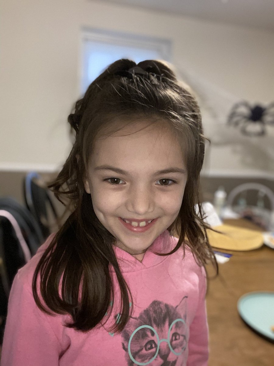 JoanmarieCurtis's tweet photo. She’s creating her first rough draft masking campaign... not too shabby! Making us proud! @SpringfieldSD #cougarpride #MaskUp #lovethiskid #workhardplayhard #futuremarketer https://t.co/yioUE0W8wA