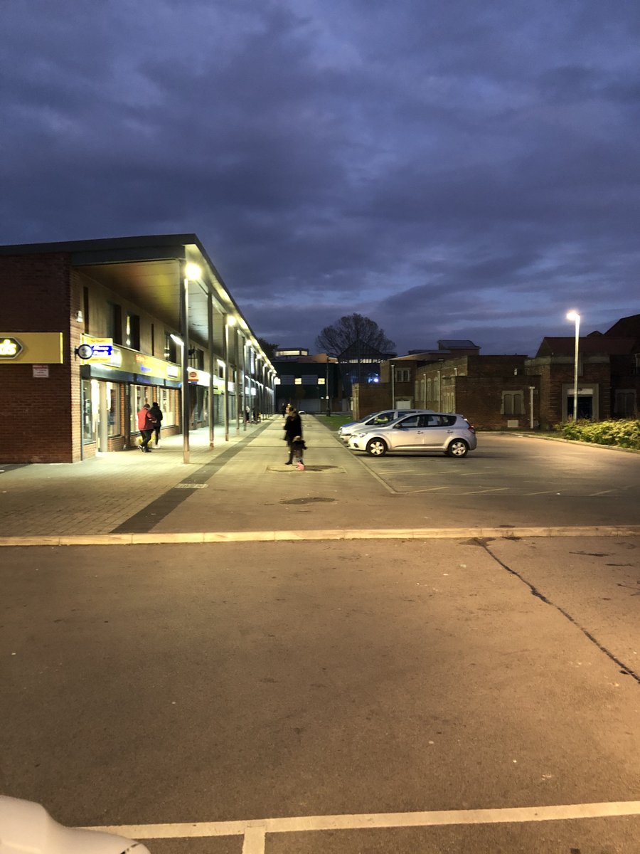 HumberbeatHULL's tweet photo. Such a nice sight at Ellerburn shops this evening... the calm before the storm I suppose! Please don’t say the “Q” word tonight #OpConquest #OpTopaz #0515 https://t.co/KnnwLCdJhw