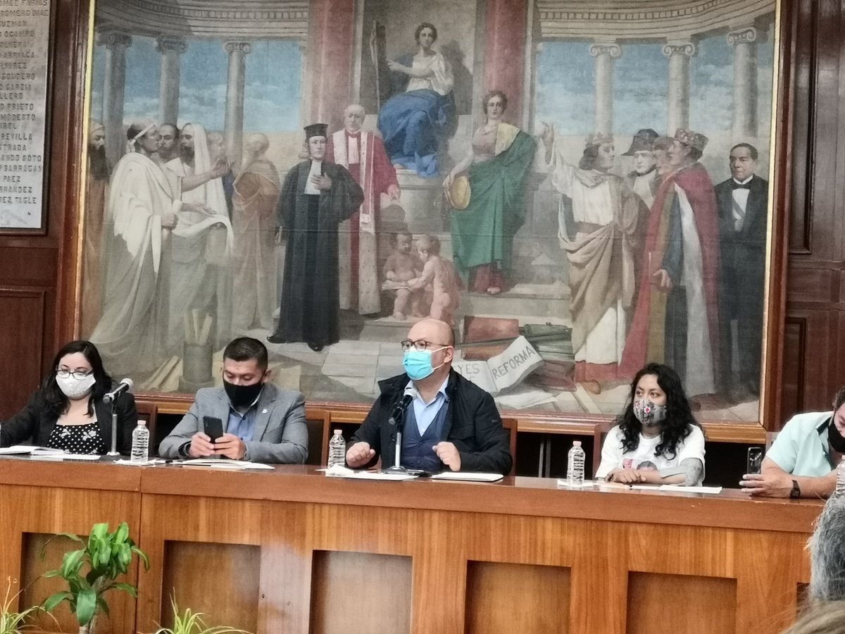 Camaradaprimo's tweet photo. Foro estatal por una Ley de #AmnistiaQueSirva Cámara de Diputados Local, se presenta el Profe. Oscar Hernández Neri ex preso político en el @Edomex https://t.co/5INztdg9ow