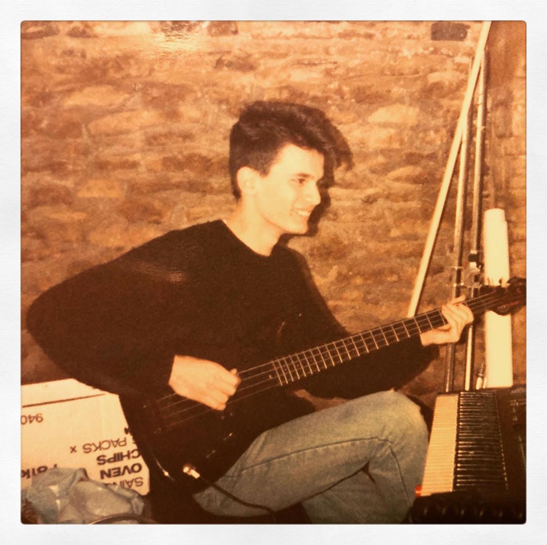 Happy Birthday Jonny!! Old friend.... Brother....Maestro... Hope you have a beautiful day.
This was taken at an On A Friday band practice in Autumn 1987.. in Lechlade at Charlotte and Elizabeth’s house I think. He’s playing Colin’s bass. #jonnygreenwood #radiohead #onafriday