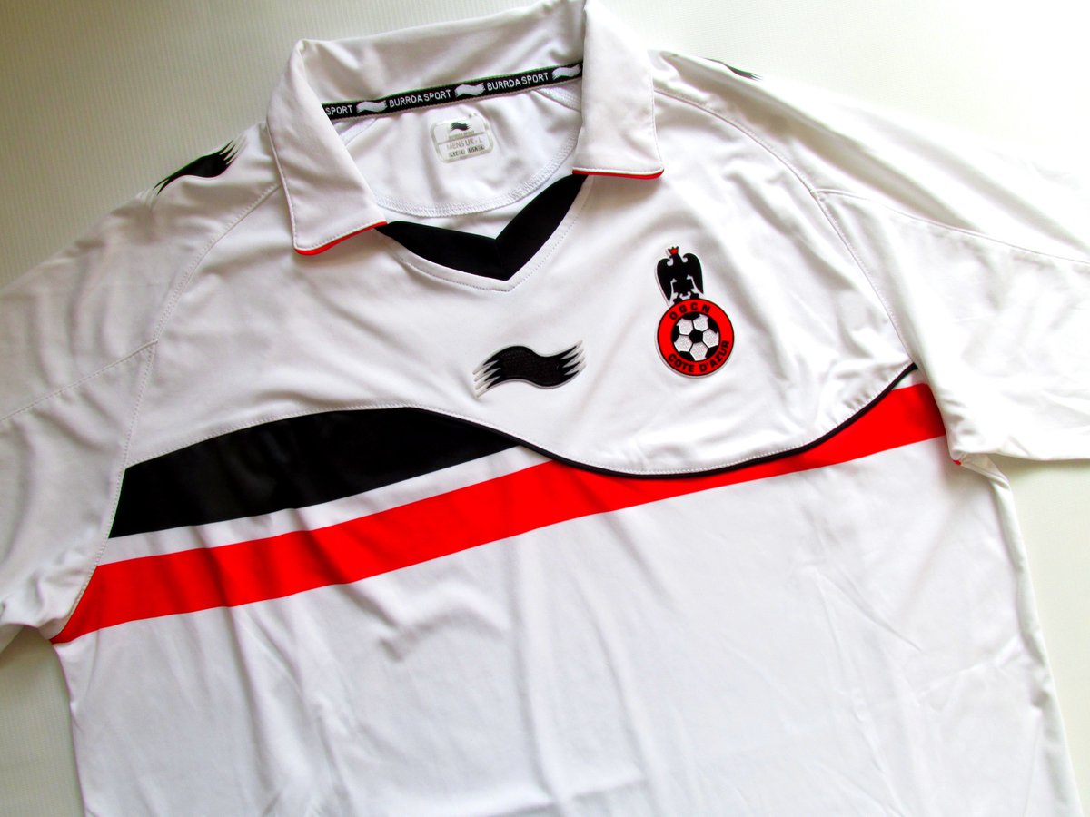 babkinshirts's tweet photo. 2011/12 @ogcnice away #footballshirt by Burrda
https://t.co/N2tBgUigTi
#Nice #ogcn #ogcnice #CotedAzurFrance #CotedAzur #maillot #France #burrda #soccer #football #Jersey #jersey4sale #babkinretroshirts https://t.co/ef4ybIsJZQ