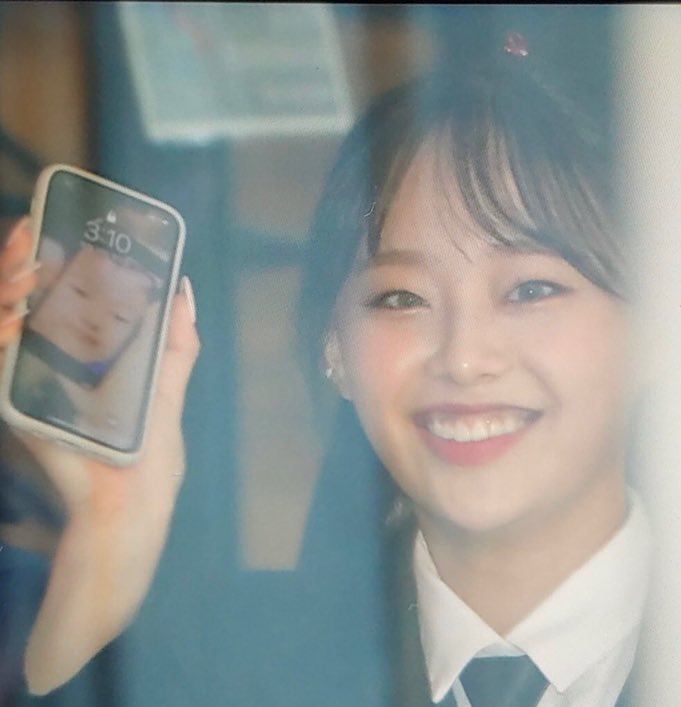 INTL_LOONA's tweet photo. A story in 4 parts

@loonatheworld #LOONA #이달의소녀 https://t.co/G0QuPXQKUv