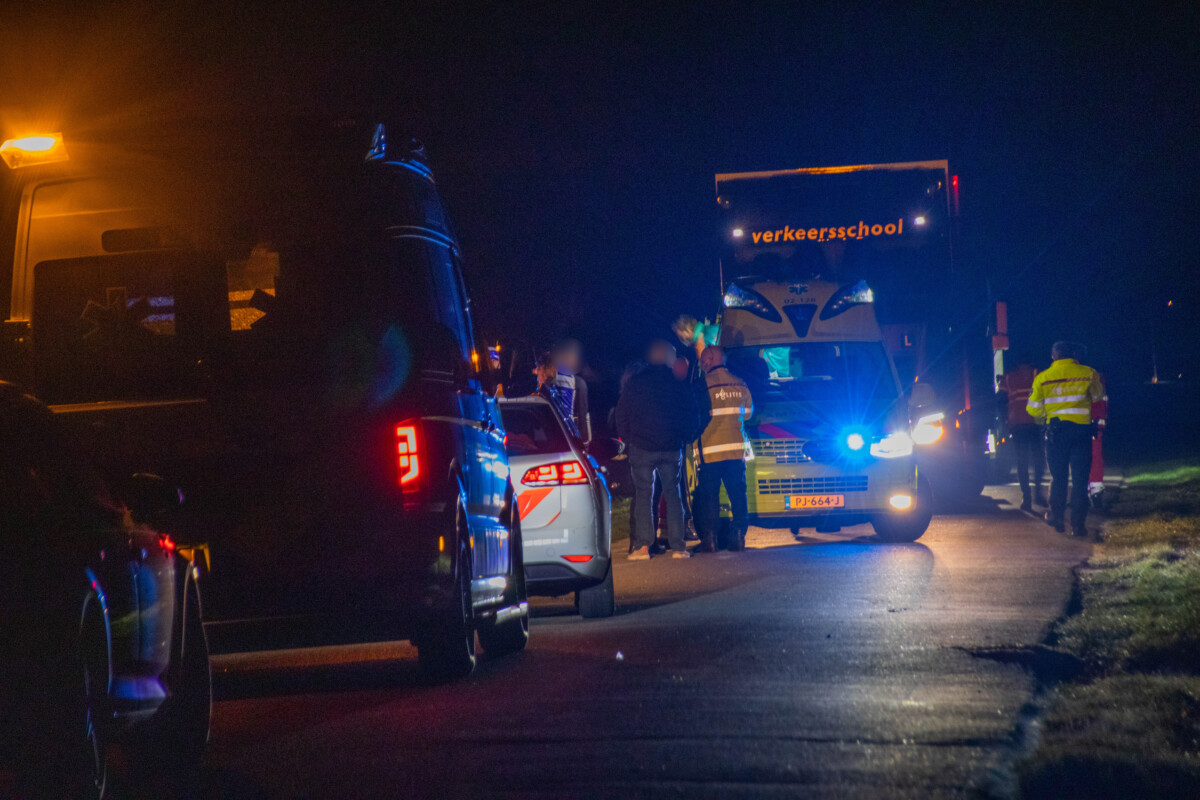 Hulpdiensten rukken uit voor gevallen fietser in Mildam -..