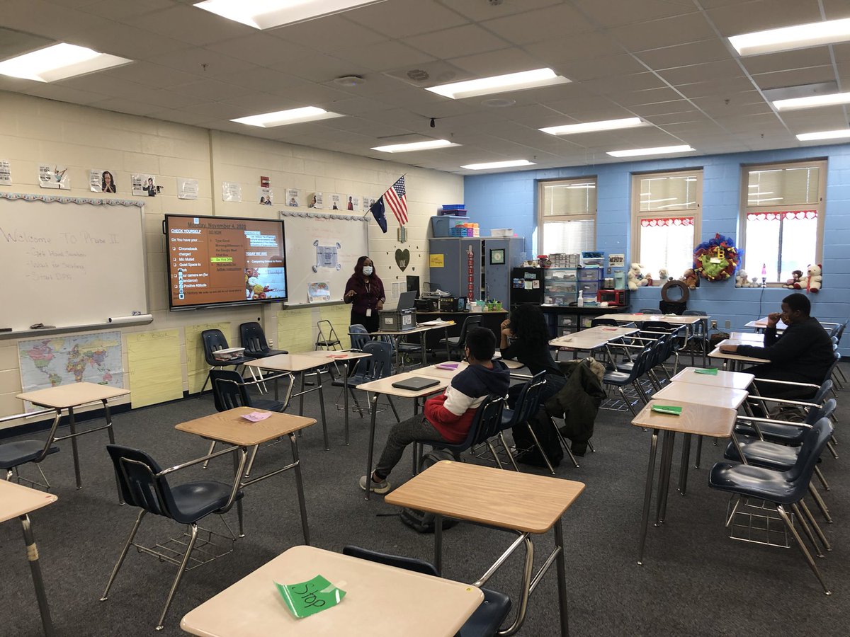 jcaseyeducator's tweet photo. Welcoming back Phase 2 face to face students is a joy @DentMiddle Our teachers are providing premier #DualModality instruction as we navigate educating in the midst of all things 2020 #TheDiamondStandard @tamashford @MELVIN_1982 @Mewilli1 @carlostwilson @DSingleton_DMS https://t.co/XuemPeAzEe