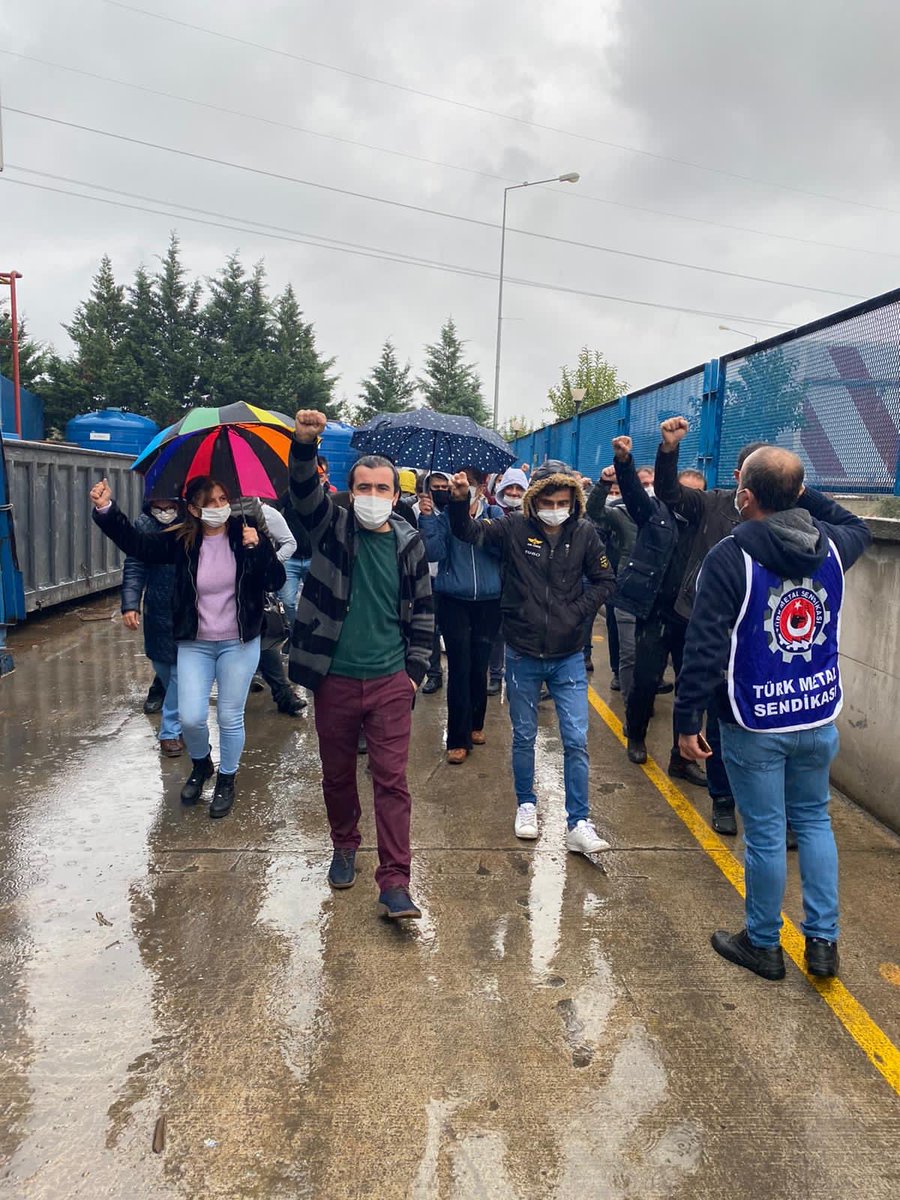 ibrahimsevinc60's tweet photo. #Lindeopsan
Biz emekçiyiz emeğimize satarak evimize ailemize ekmek götürürüz bizi kimse pazarlamasın kimse hakkımıza gözünü dikmesin Bizler hakkımızı yedirtmeyiz 👊#Torbayasanızahayır diyoruz https://t.co/MkYFHmQjTW