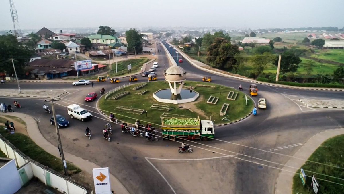 MP_Muye's tweet photo. ...will ease movement for commuters plying the route, the ongoing dualization of the broadcasting road project will be completed soon.
The ongoing dualization when completed, would reduce the heavy traffic experienced by those making use of the road.
#InsideNigerProjects https://t.co/B2Mfd9q9Rd