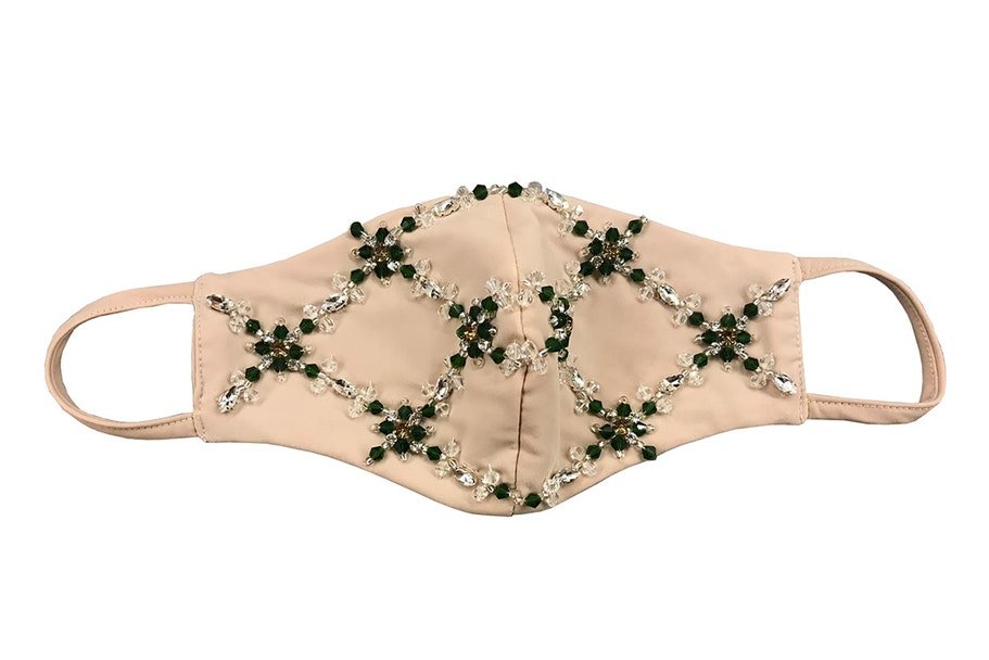 LuxCommentator's tweet photo. Make your #facemask an #accessory.

#luxurycommentator #luxury #beadedmask #beadedaccessories #beadaccessories #oceanus #accessories #fashion #fashionista #fashioninspo #designerfacemask #covid19 #covid_19 #facecovering #fashioninspiration #style #stylish #styleseeker #styleinspo https://t.co/XqBAlkIdeq