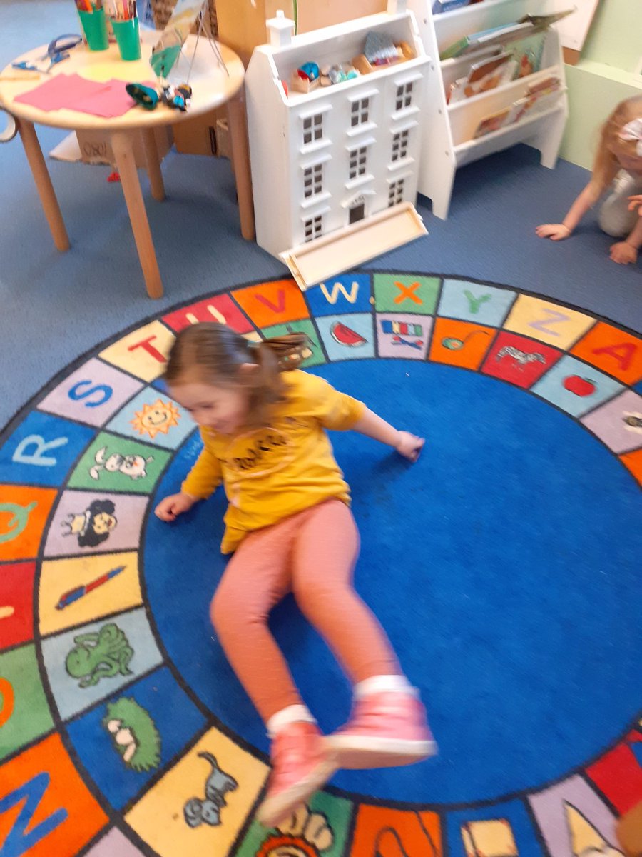 Saltoun_Primary's tweet photo. Nursery today discussed about keeping safe on fireworks night. We read the story of 'Francis the firefly' which learned us why we should not play with matches. We sang and acted out "StopDropRoll" #firesafetyandwellbeing #learningfromstories #acting https://t.co/a5KMe8LuOv