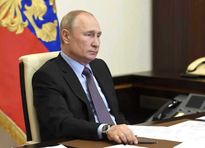 nstarikov's tweet photo. Чиновники проигнорировали две трети поручений Путина https://t.co/NBTA5t3N5u https://t.co/mEkhFd1ysK