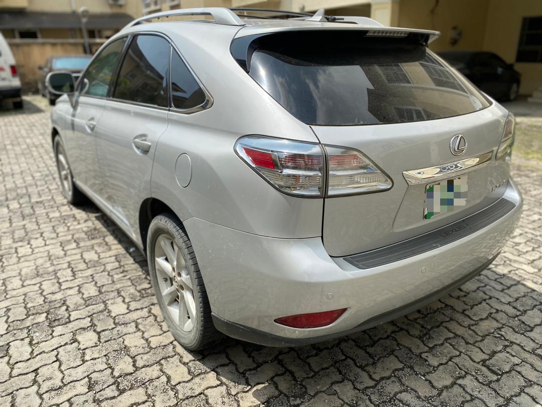 ldgcolt's tweet photo. Clean!
RT @CNwanbueze : Lexus Rx350 2011 FewUse
FullOption. #5.650m net
Lagos.
Kindly RT and patronize #CalebAutos
Gowon #ManchesterUnited #ThursdayMotivation https://t.co/GwdAqJgjK3