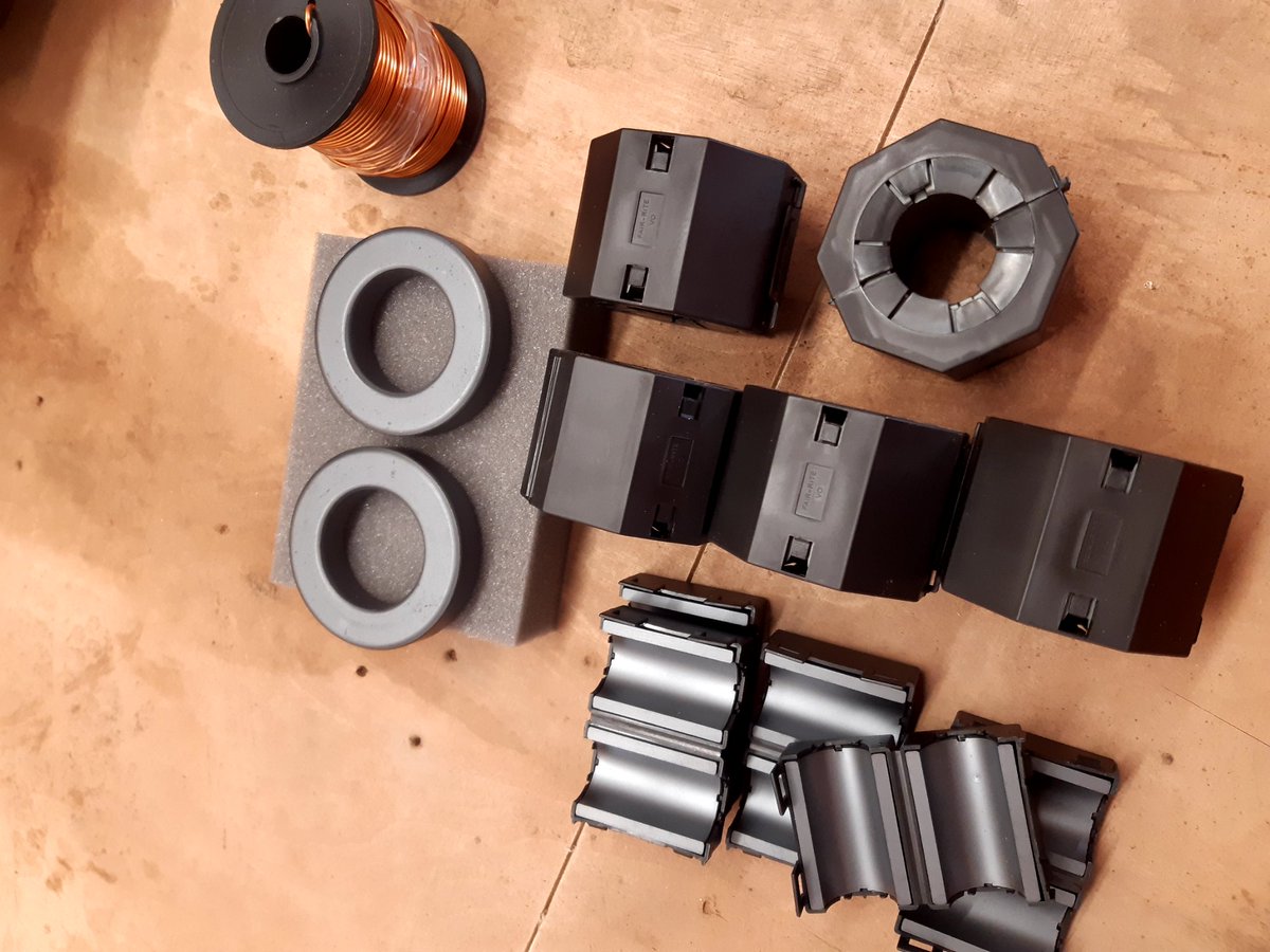 M0PIR_Spark's tweet photo. Is it possible to have too much ferrite? Of course not! #ferrite #fairrite #hamr #amateurradio #hamradio https://t.co/BAGcQp8Zm9