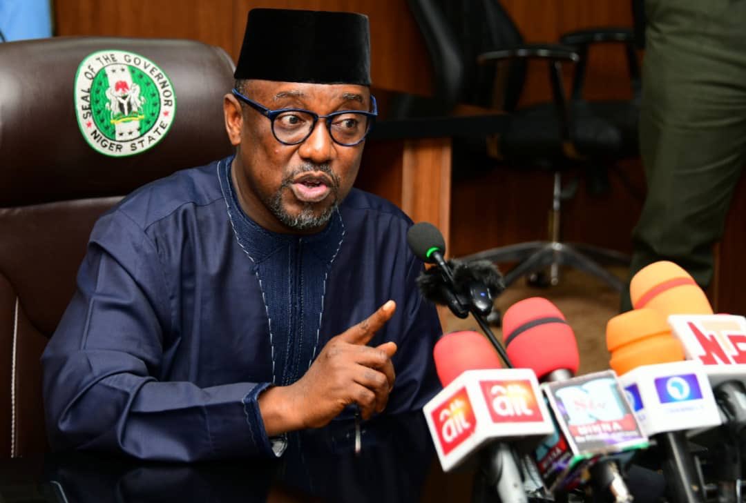 SBMediaOffice's tweet photo. UPDATE ON THE ONGOING DUALIZATION OF BROADCASTING ROAD

Governor Abubakar Sani Bello believes embarking on a befitting twin road project such as this for Nigerlites, especially, those within the state capital Minna, will ease movement for commuters plying the route.

#ASBProjects https://t.co/LnbJZDI0qR