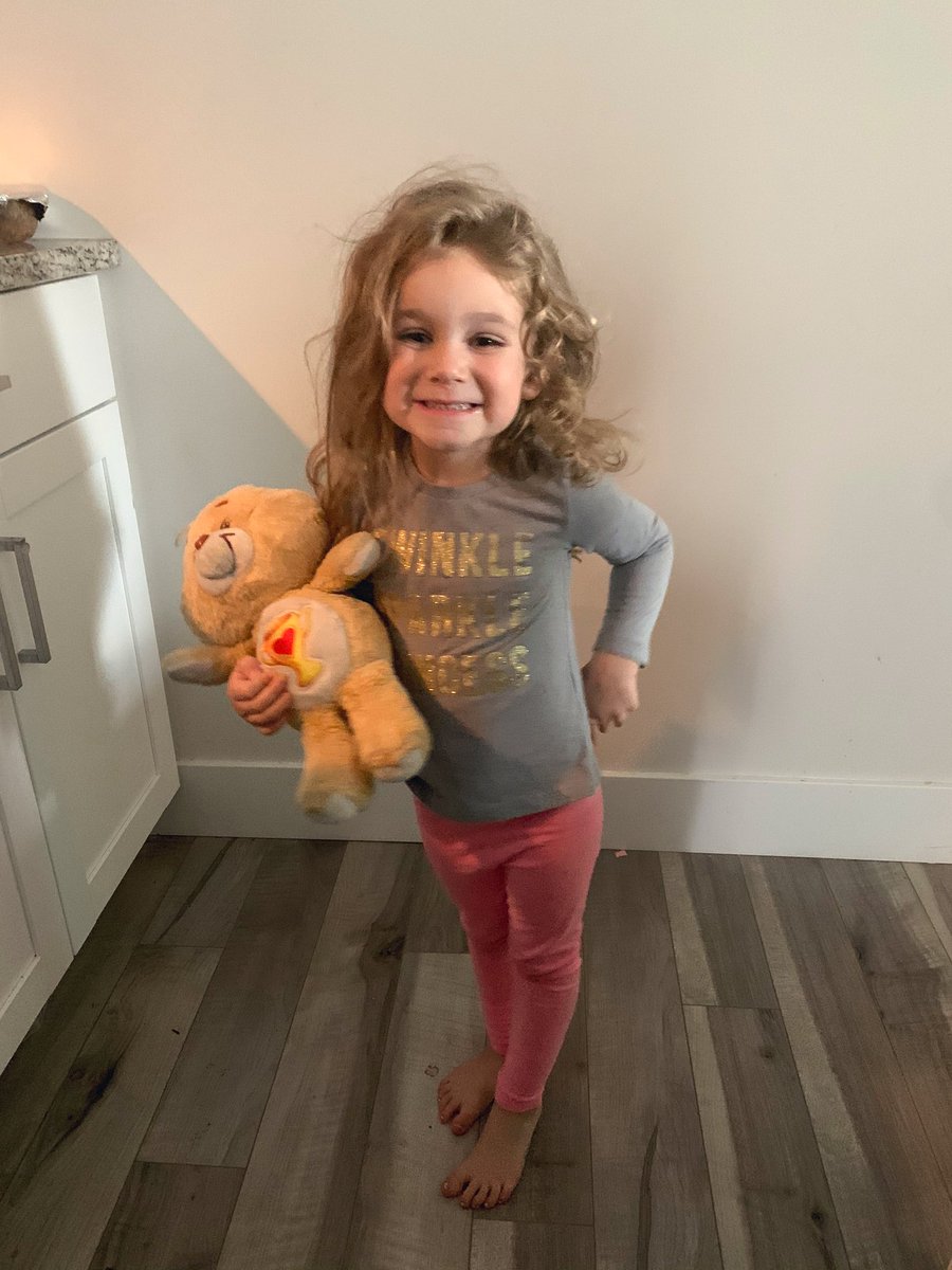 burnettisms's tweet photo. Stevie (3) and I are taking guesses on how many Stevies would need to be stacked on top of each other to be as tall as a giraffe. What are your guesses??οΏΌ #daddyschool #homelearning https://t.co/CoBq9l9fPp
