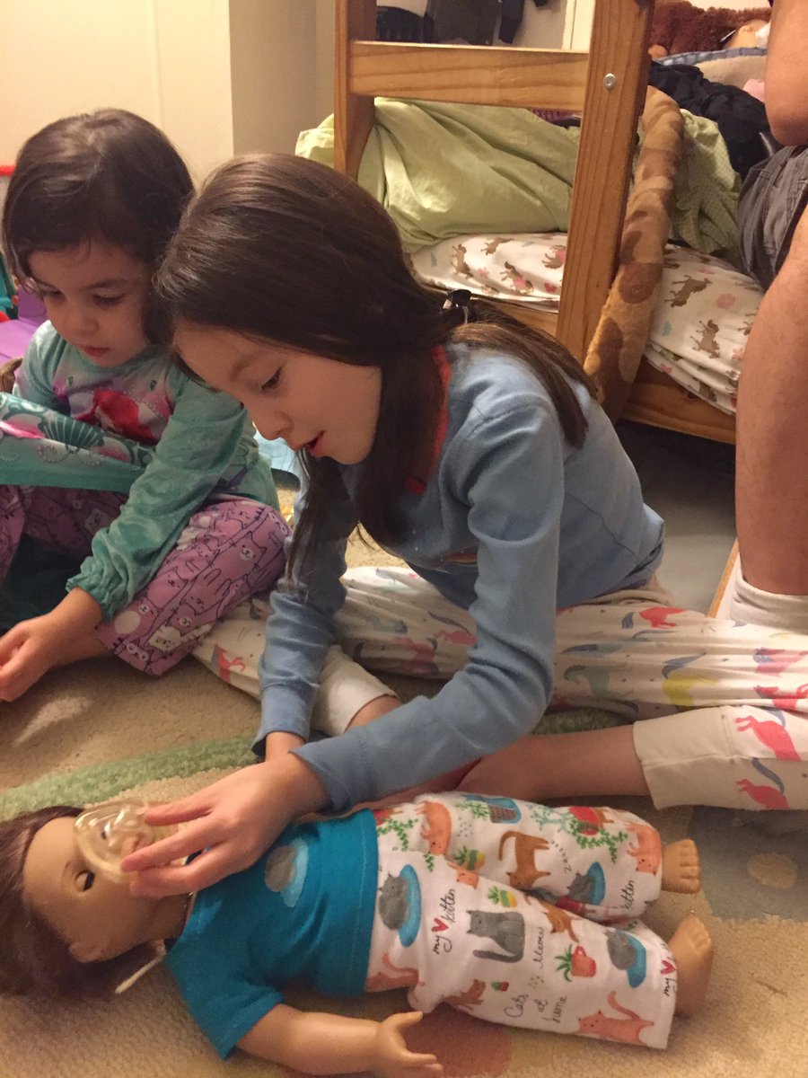 BookwyrmRachel's tweet photo. Practicing for her anesthesia with help of her doll! @American_Girl #tonsillectomy #pfapa #periodicfever #autoinflammatory #chronicillness https://t.co/hQI0QyAAil