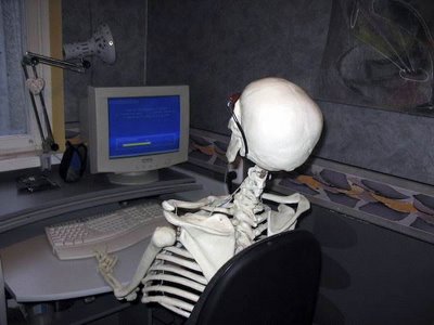 21someones's tweet photo. #ElectionResults2020 
Eu entrando no Twitter pela primeira vez pra ver se saiu o resultado // Eu entrando no Twitter pela 29932749ésima vez pra ver se saiu o resultado: https://t.co/9pzDP5GfCI