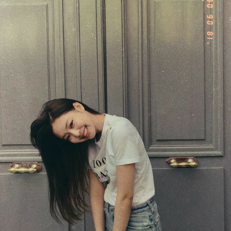 woe gue newbie
pa iya kaga mau mutualan?
fambest?dm aja bruh kga usah malu

#roleplayer #roleplayerindonesia #roleplayerkpop #roleplayerworld #roleplayaccount #JENNIE