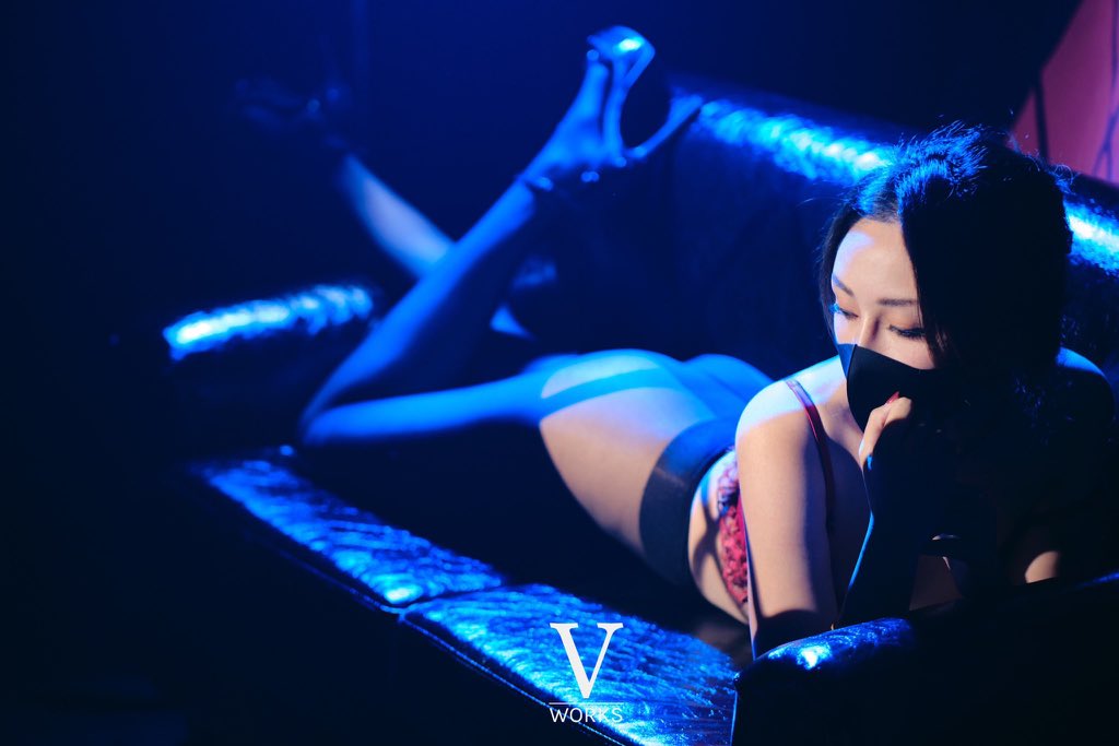 @p_e_r_r_y_x 开棚第一拍

来自@V_works2020 拍摄返图

不同摄影人眼里不同的我

欢迎更多小伙伴约起来 https://t.co/2hyLAKocBN