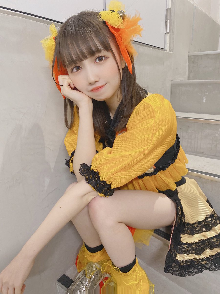 トップ ライチュウの擬人化です ツイレポ トップ ライチュウの擬人化です ツイレポ