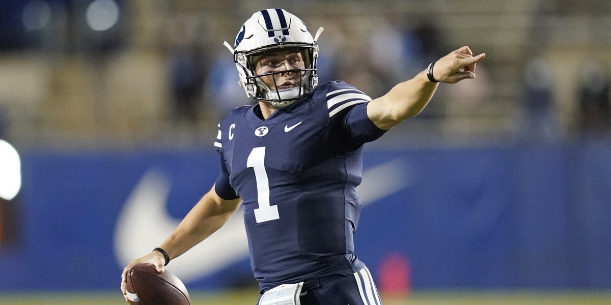 PFF_College's tweet photo. Highest-graded QBs in College Football

1. Mac Jones, Alabama - 93.8
2. Zach Wilson, BYU - 93.0
3. Spencer Rattler, Oklahoma - 92.7
4. Justin Fields, Ohio State - 92.0 https://t.co/gPge6o9Chx