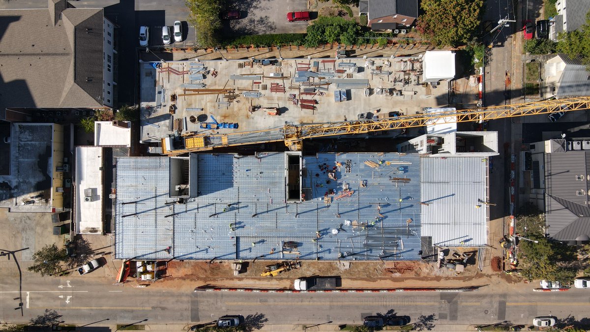 ClancyandTheys's tweet photo. Significant progress is being made on the Marriott AC in Raleigh, NC. The columns for the roof framing have been set and we expect to be topped out before Thanksgiving. We appreciate the team’s dedication and efforts in reaching this milestone! #theclancyway #builtoncollaboration https://t.co/nUgWjXyBWi